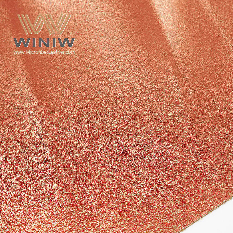 ThisSuede Leather Waterproof Spraymeans that sports enthusiasts can enjoy a high-quality bag that can withstand the wear and tear of regular use