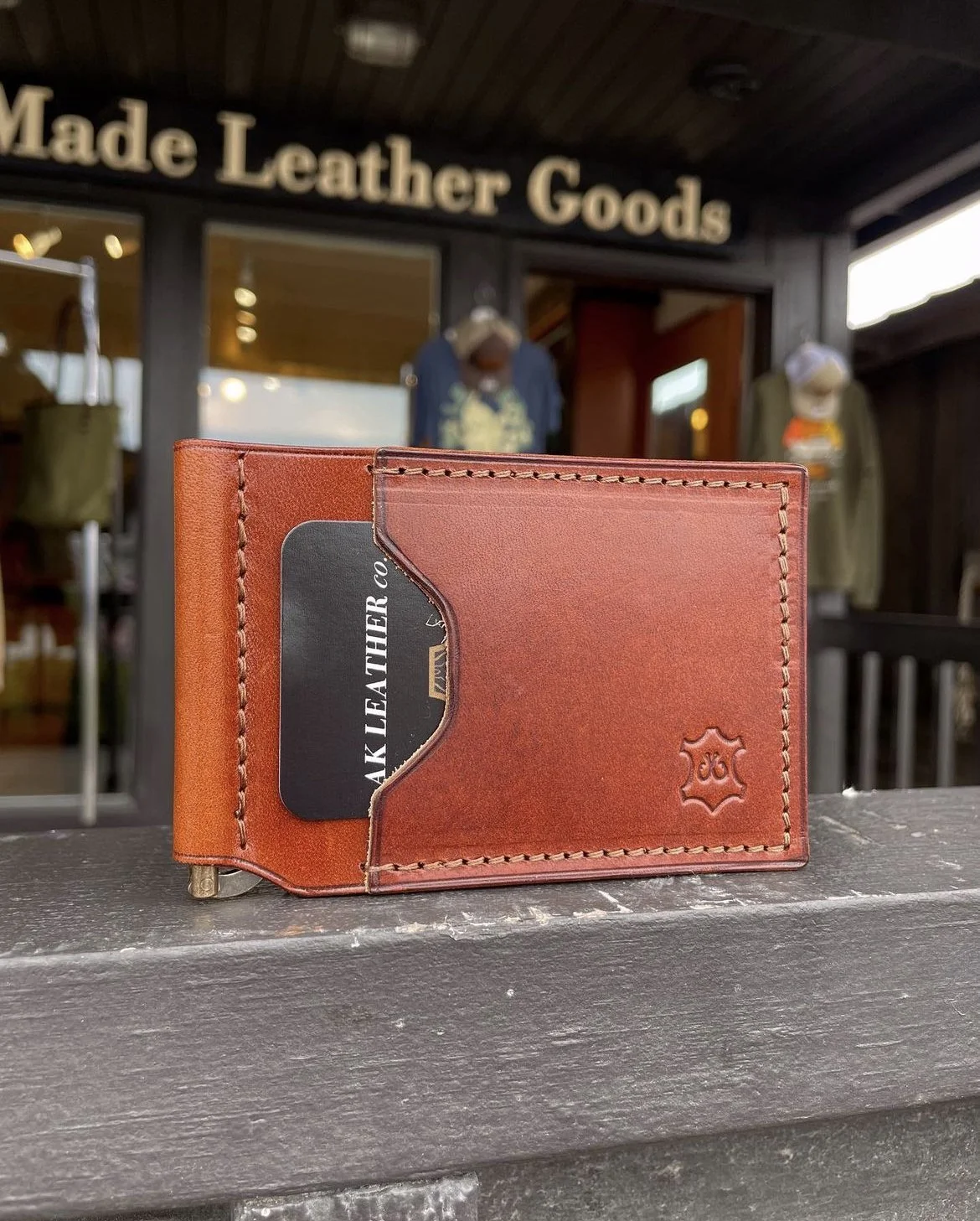 An application scenario or product detail of alaska leather company - Image 12