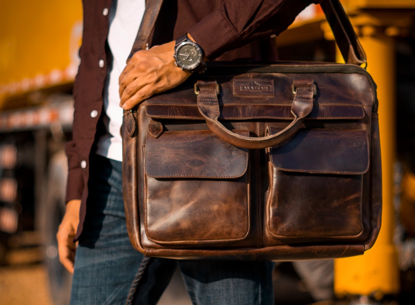 An application scenario or product detail of alaska leather company - Image 19