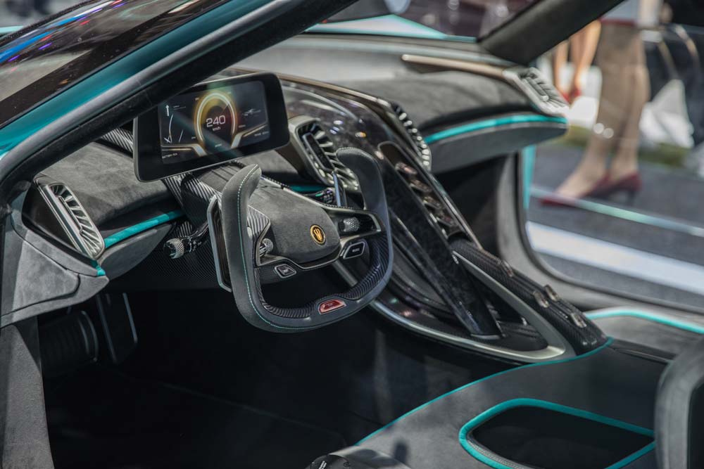 An application scenario or product detail of alcantara roll - Image 16