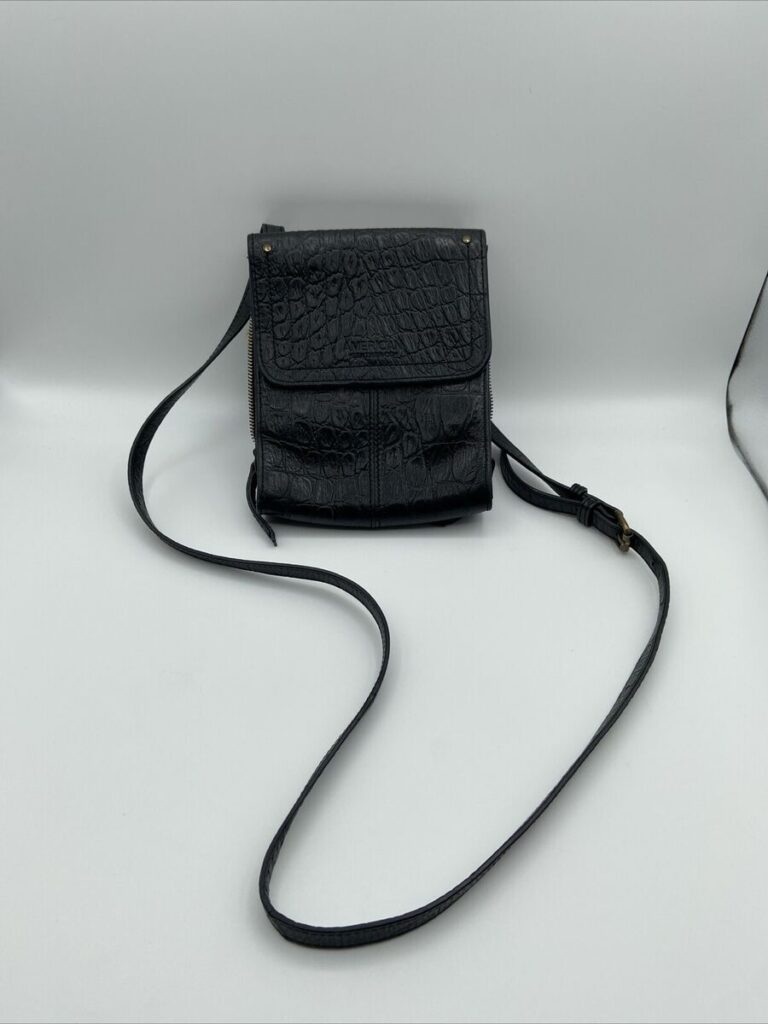 Featured image for the american leather company purses guide