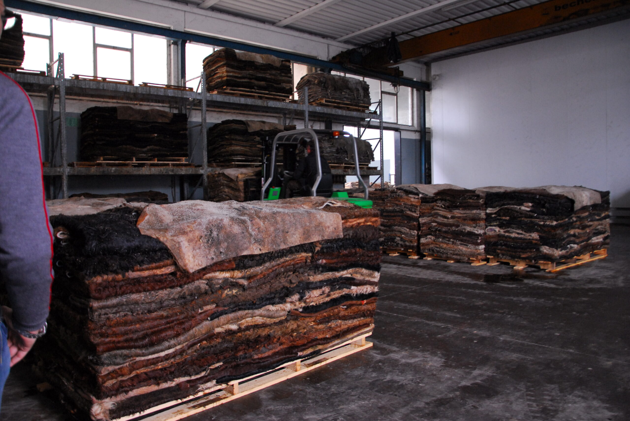 An application scenario or product detail of bulk leather hides - Image 7