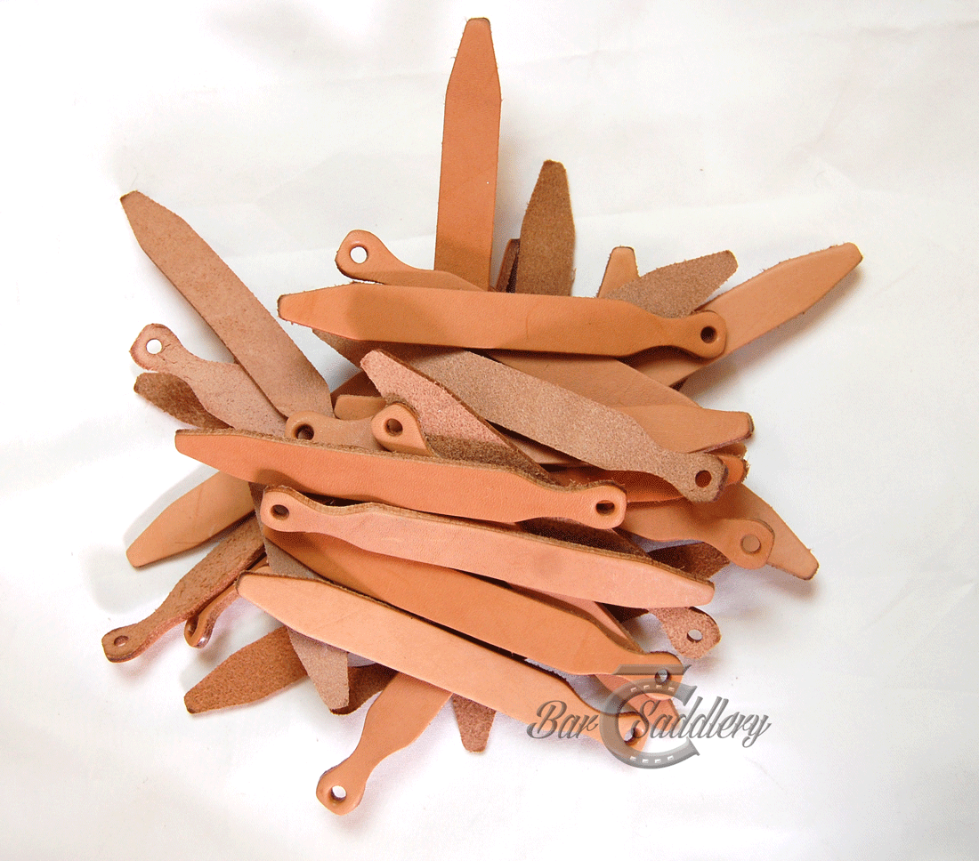 An application scenario or product detail of bulk leather keychains - Image 20