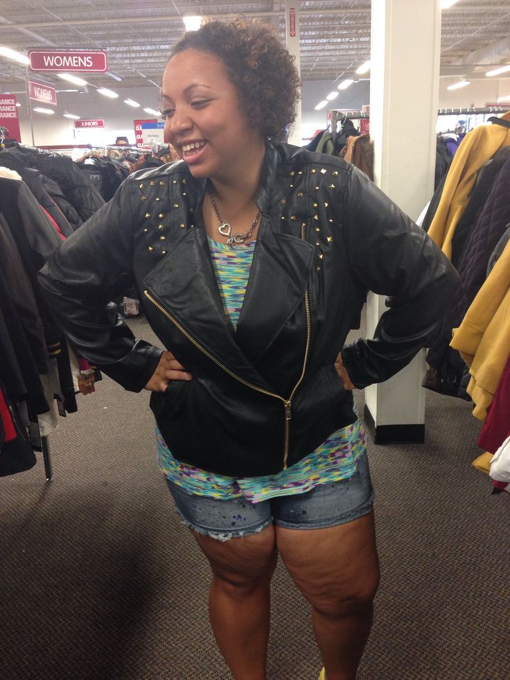 An application scenario or product detail of burlington coat factory leather jackets - Image 3