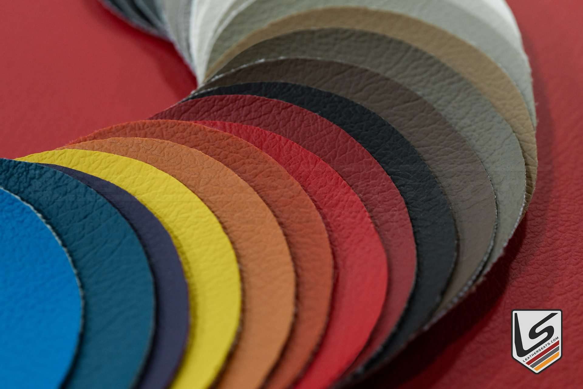 An application scenario or product detail of car upholstery vinyl - Image 9