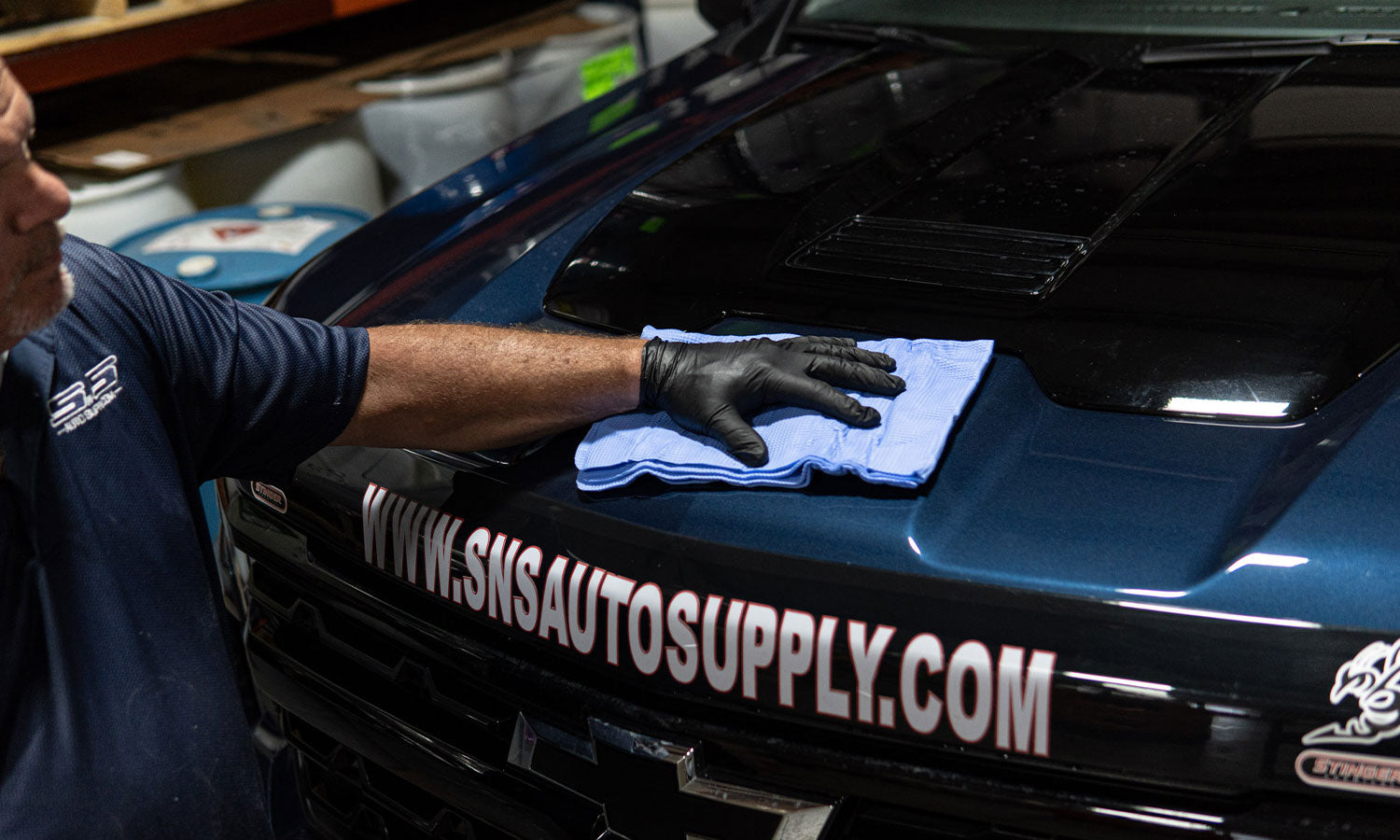 An application scenario or product detail of chamois for cars - Image 8