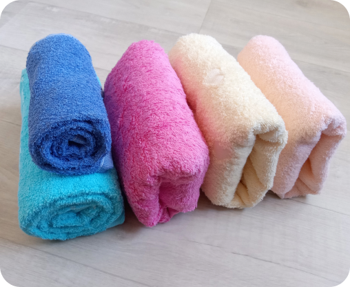 An application scenario or product detail of chamois leather vs microfiber - Image 5