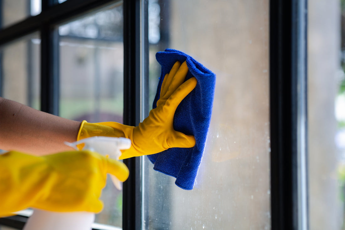 An application scenario or product detail of chamois leather vs microfiber - Image 8
