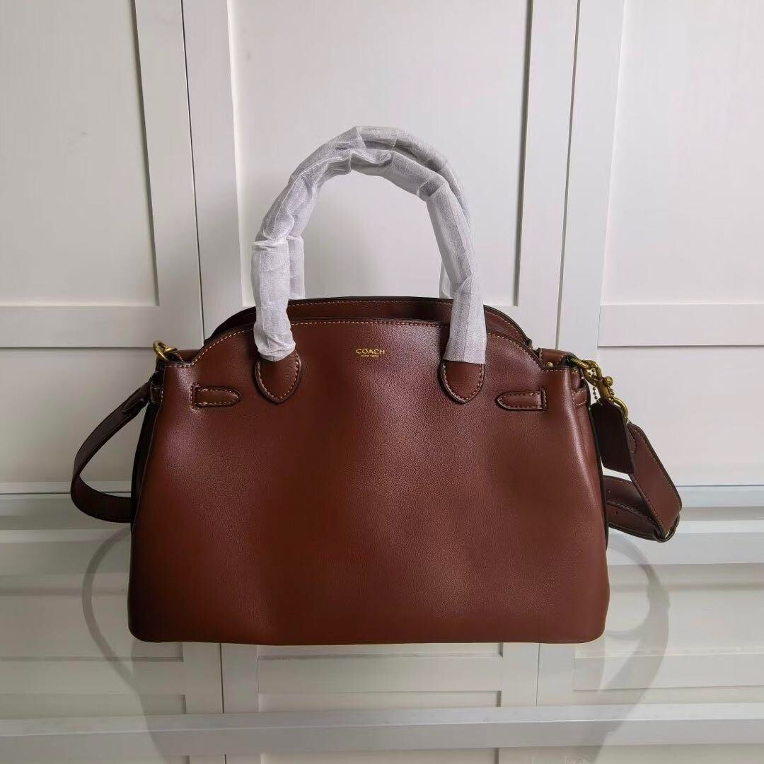 Featured image for the coach factory outlet leather bags guide
