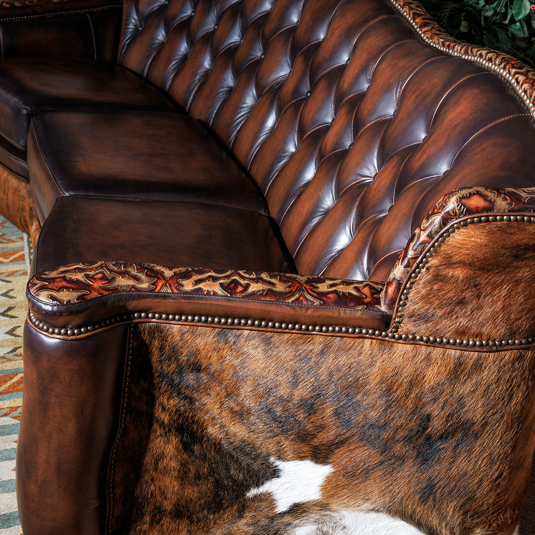 An application scenario or product detail of cowhide leather couch - Image 3