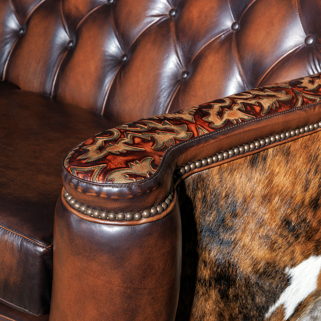 An application scenario or product detail of cowhide leather couch - Image 13