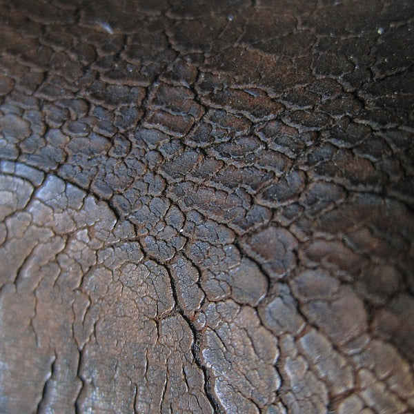 An application scenario or product detail of cracked leather - Image 8