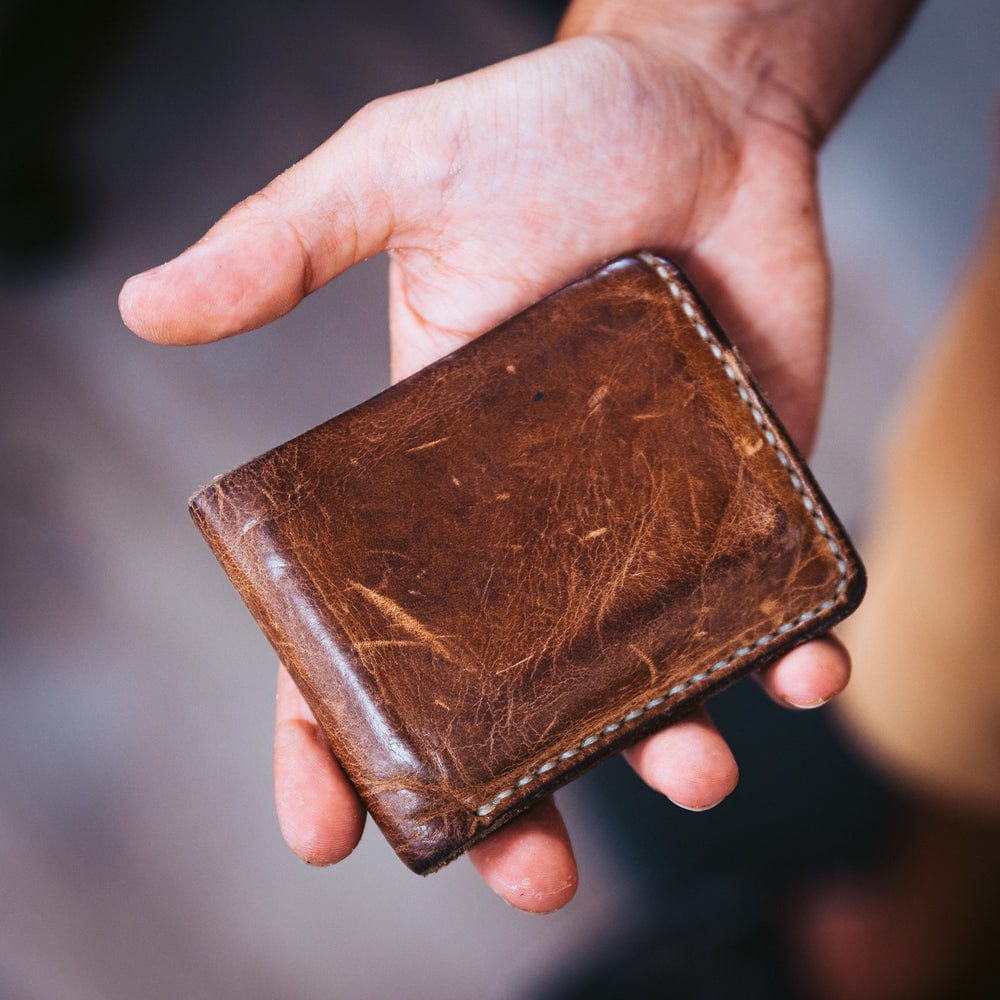 An application scenario or product detail of cracked leather - Image 18