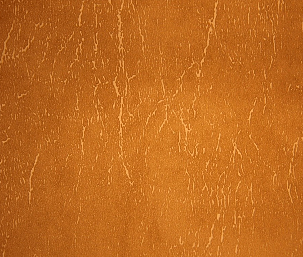 Featured image for the cracked leather guide