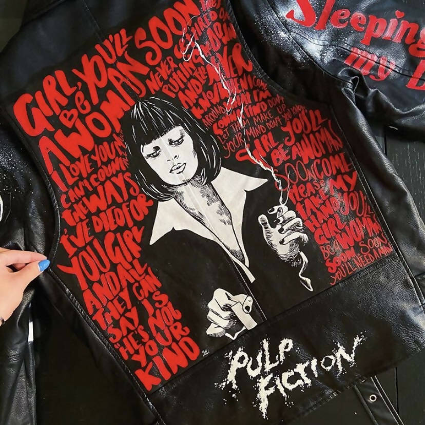 An application scenario or product detail of custom design leather jackets - Image 9