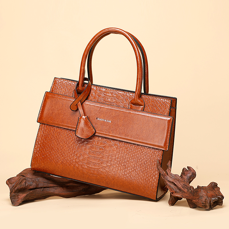 An application scenario or product detail of custom embossed leather bag - Image 24