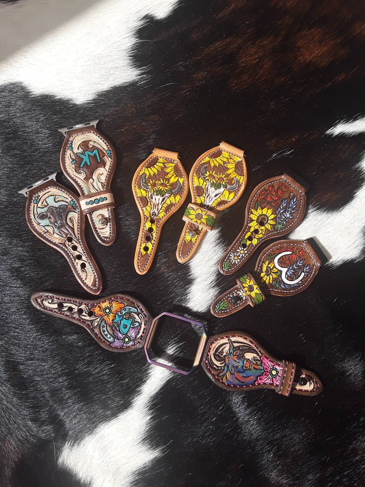 An application scenario or product detail of custom leather apple watch bands - Image 11