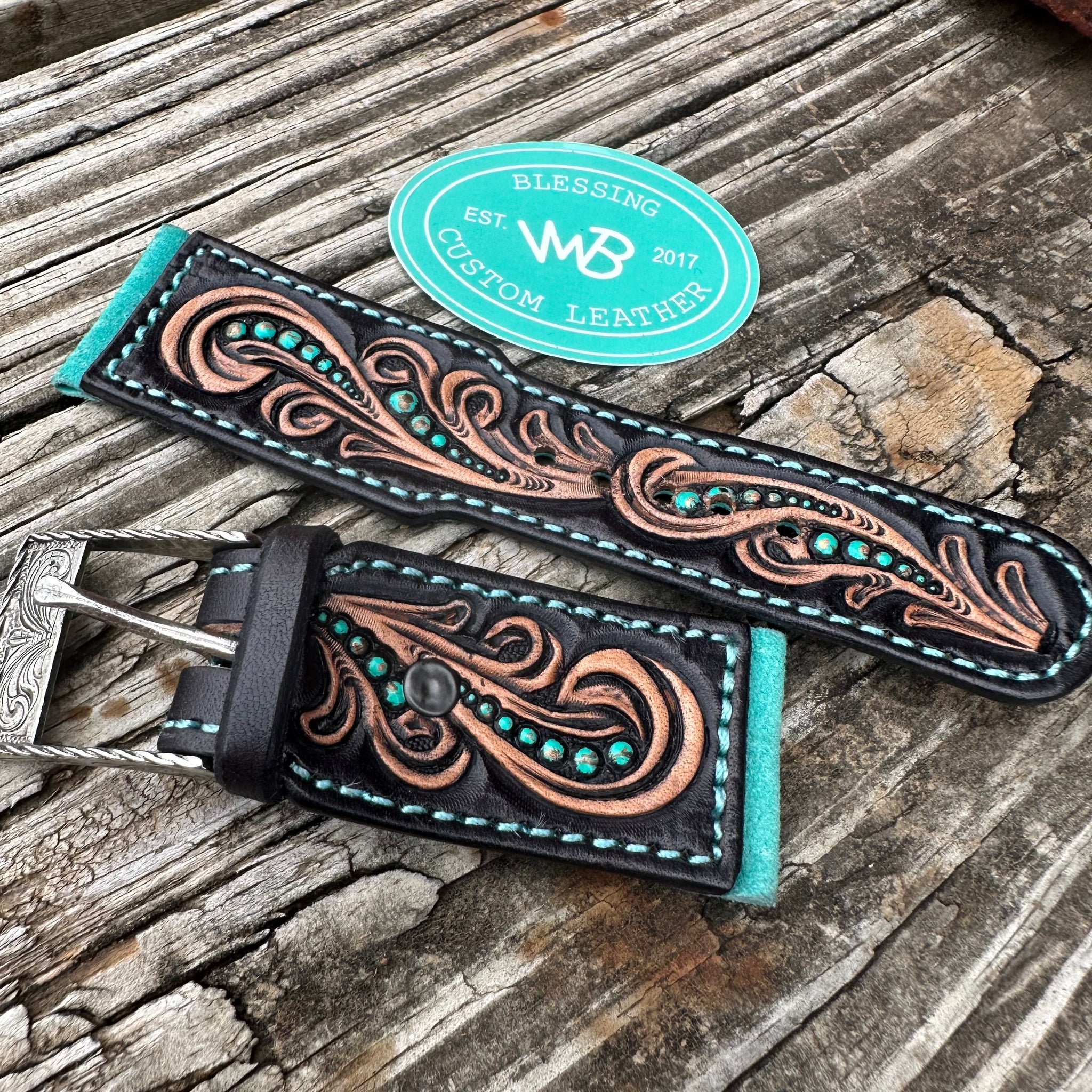 An application scenario or product detail of custom leather bands - Image 16