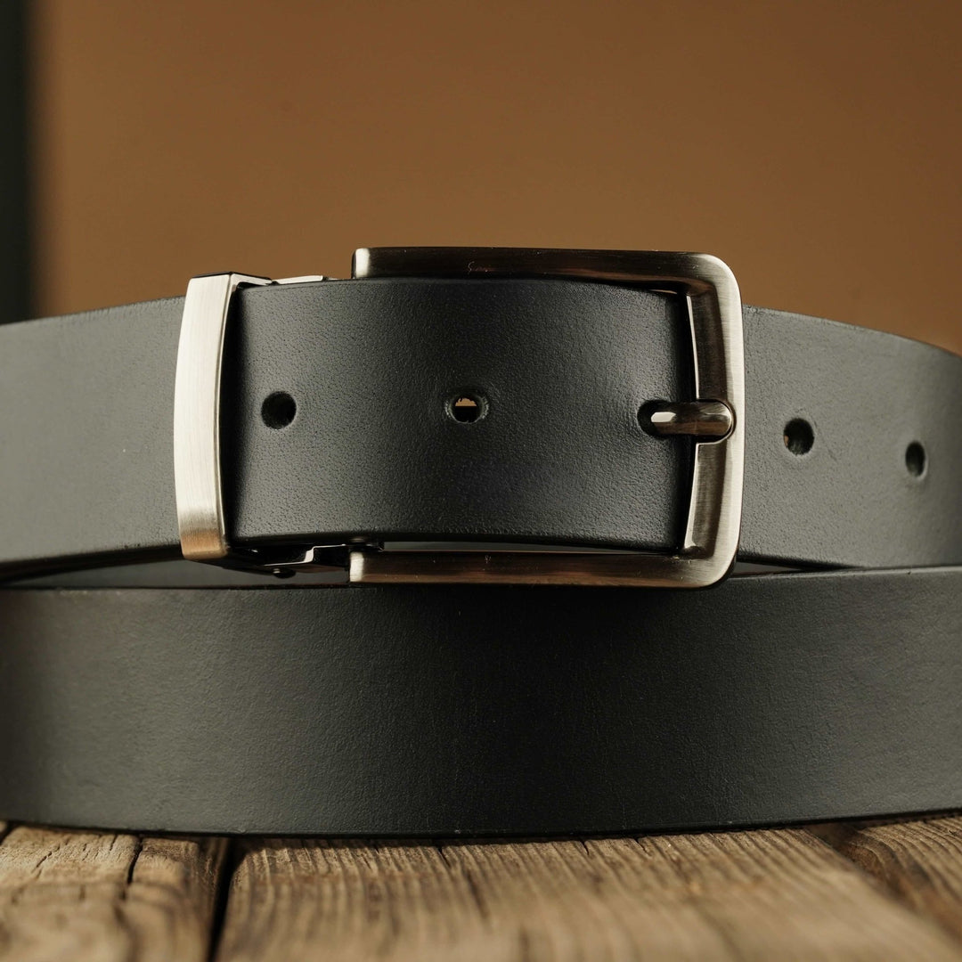 An application scenario or product detail of custom leather belts near me - Image 16