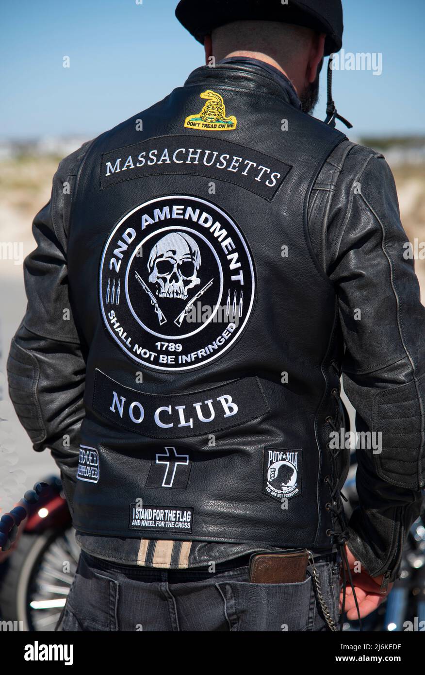 An application scenario or product detail of custom leather biker jackets - Image 9