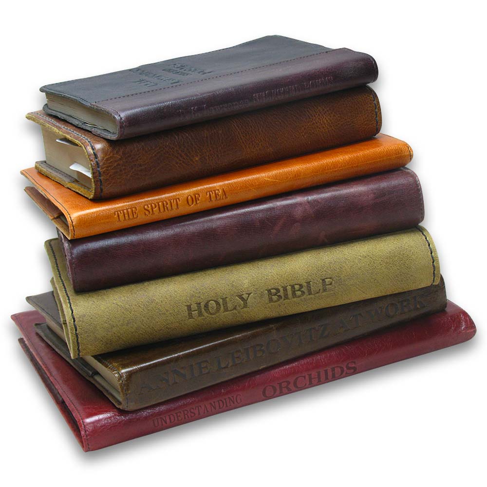An application scenario or product detail of custom leather book - Image 23