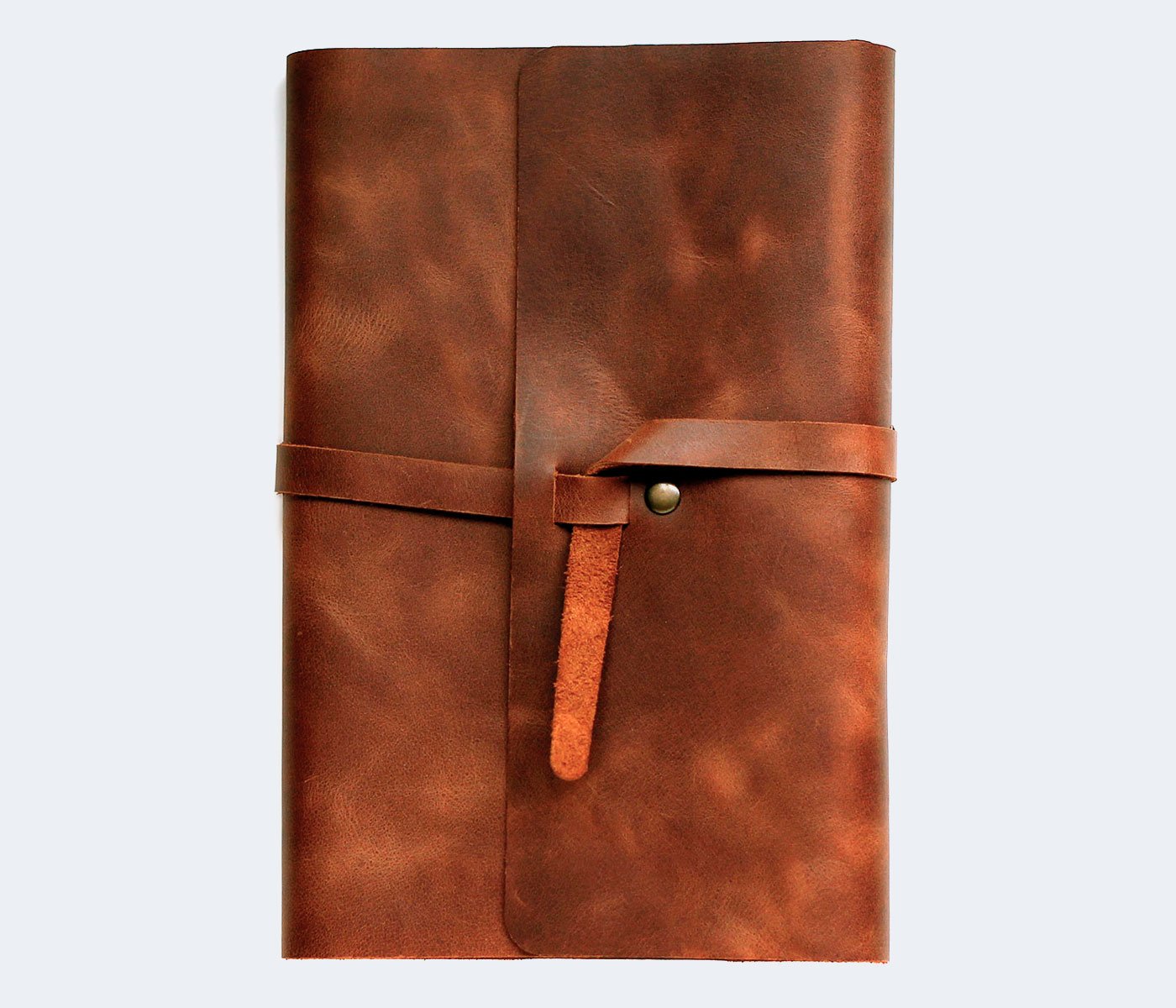 An application scenario or product detail of custom leather book covers - Image 18