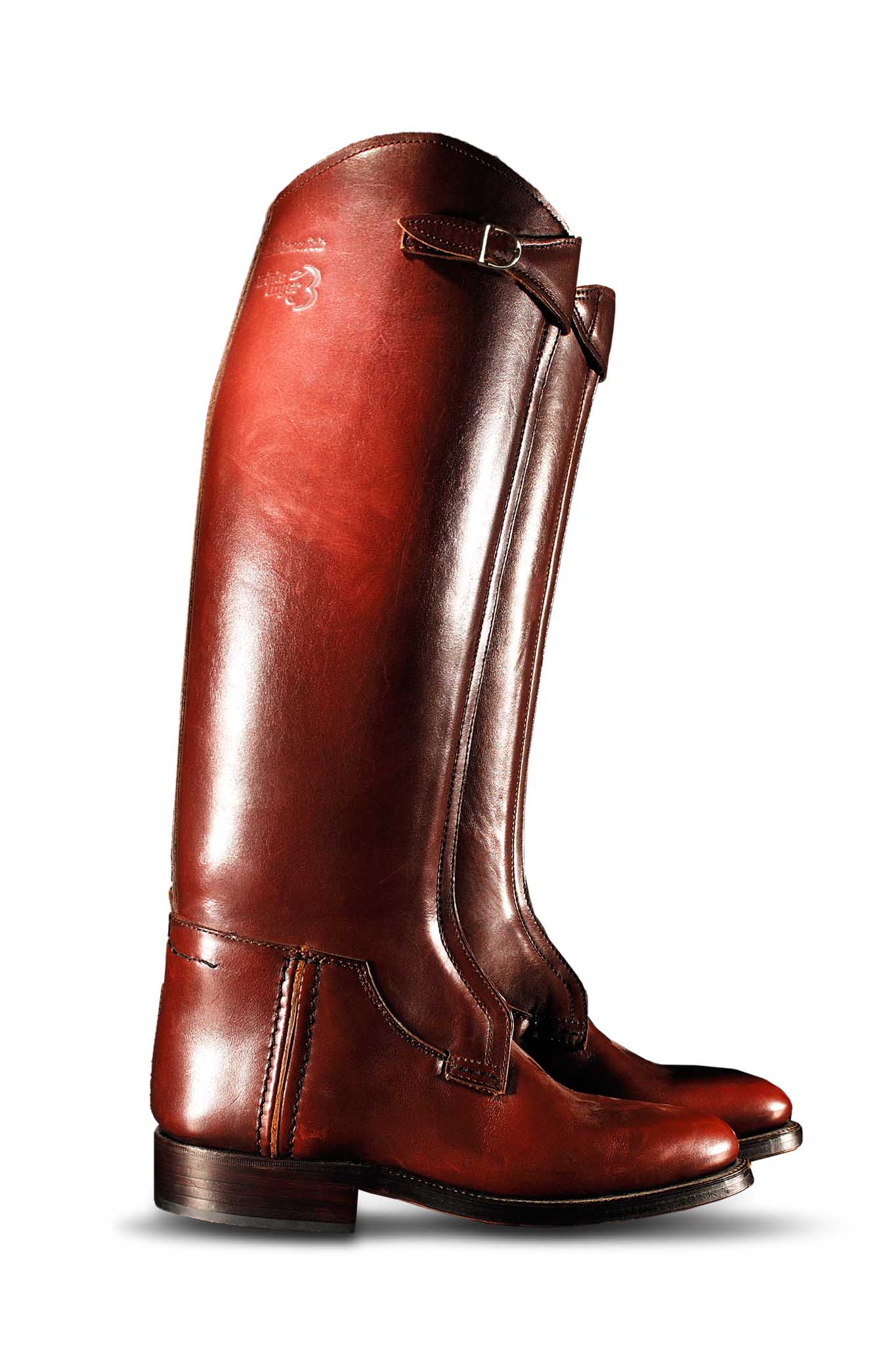 An application scenario or product detail of custom leather boots - Image 23