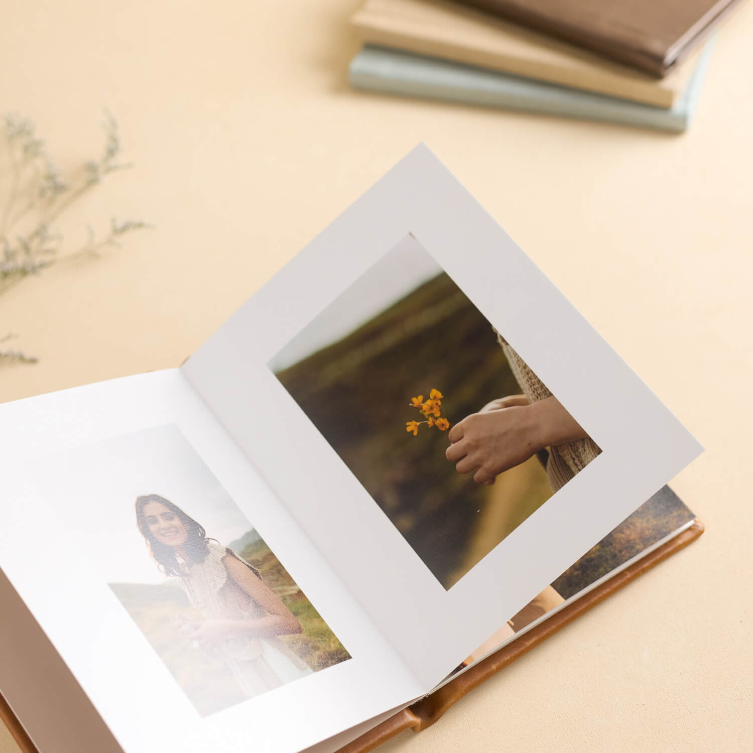 An application scenario or product detail of custom leather bound books - Image 14