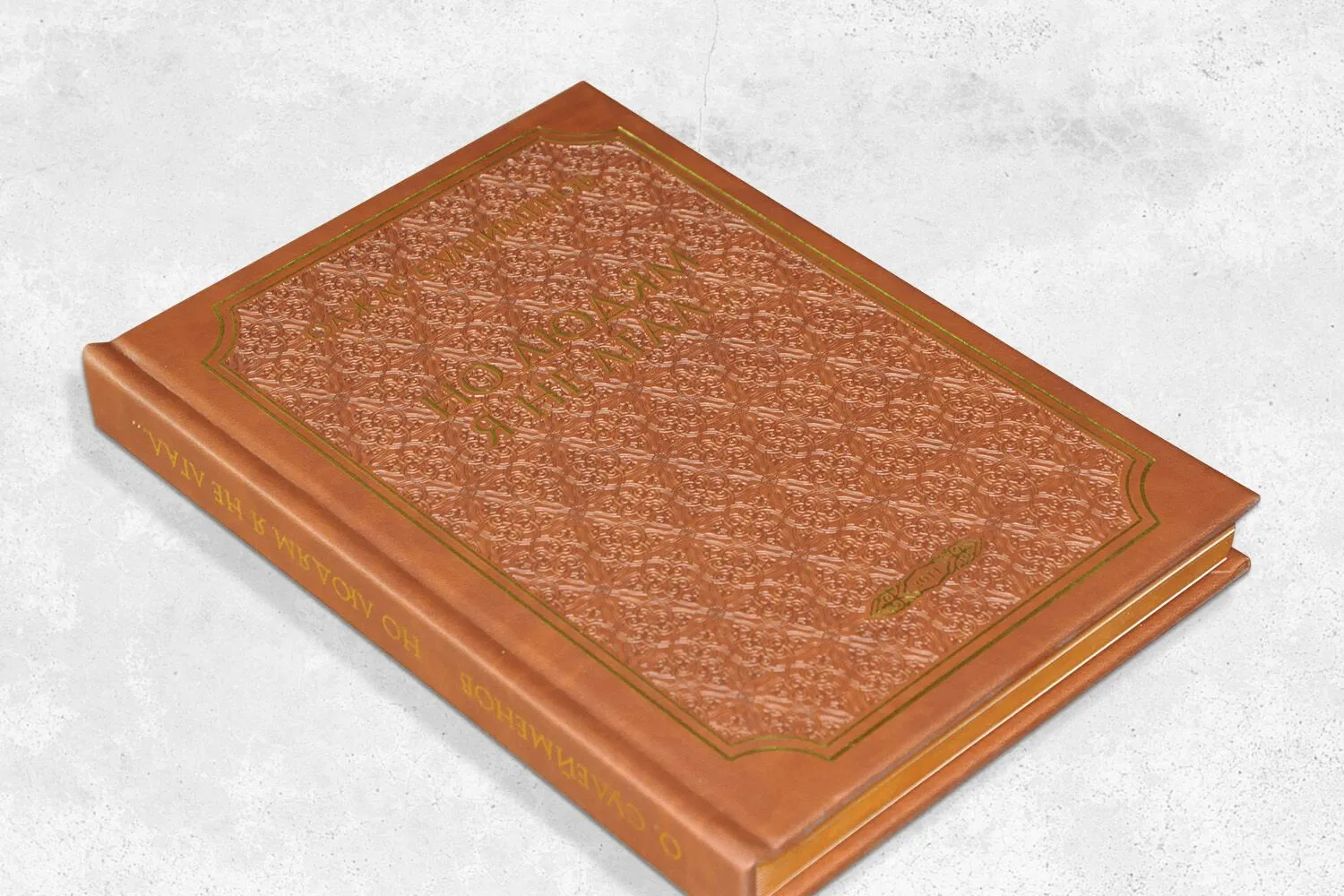 An application scenario or product detail of custom leather bound books - Image 17