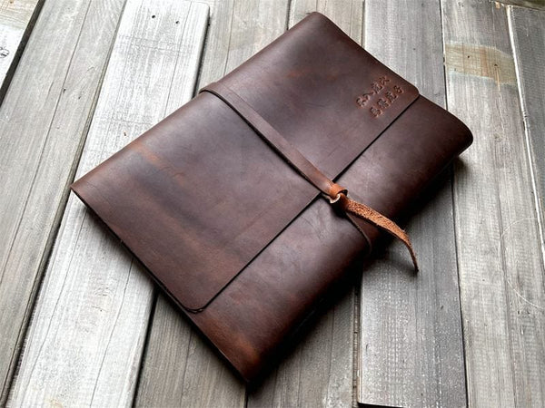 An application scenario or product detail of custom leather bound journal - Image 9