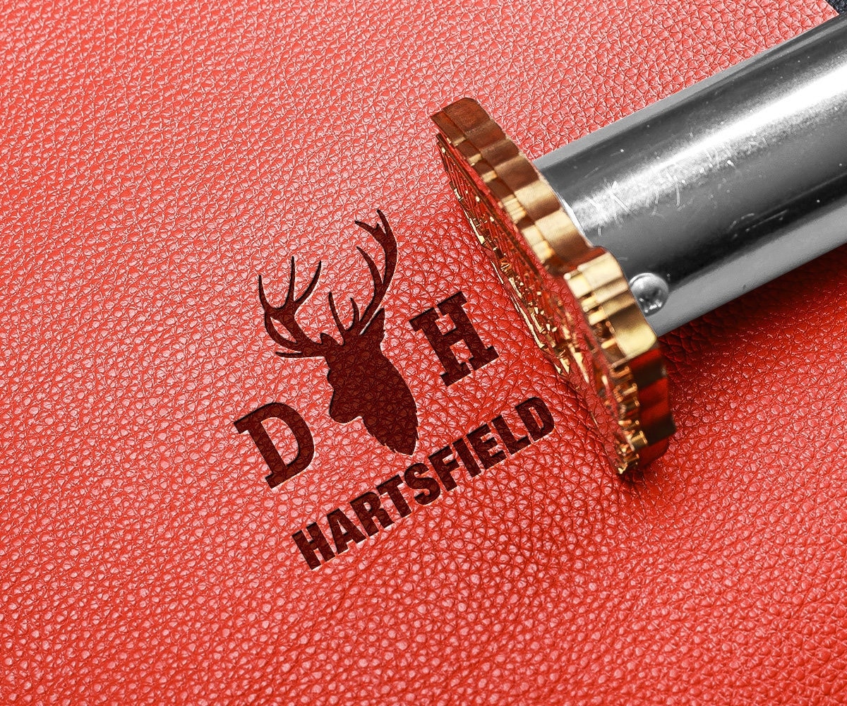 An application scenario or product detail of custom leather branding iron - Image 7