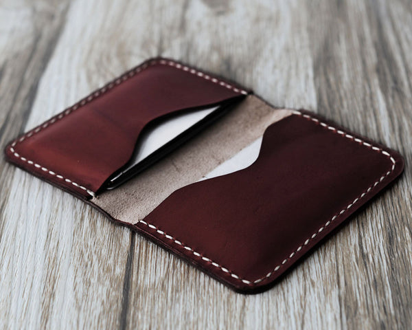 An application scenario or product detail of custom leather business card holder - Image 6