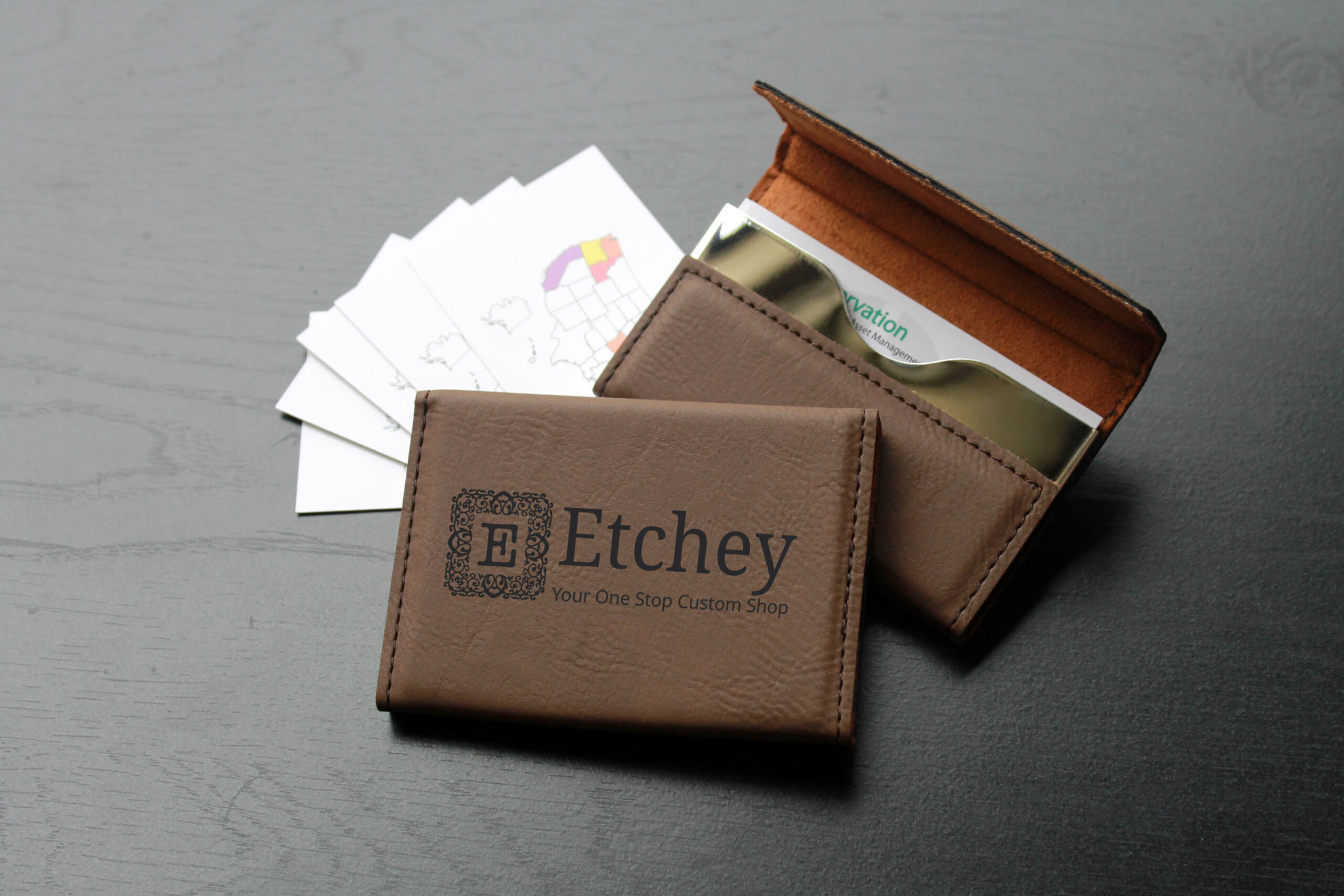 An application scenario or product detail of custom leather business card holder - Image 19
