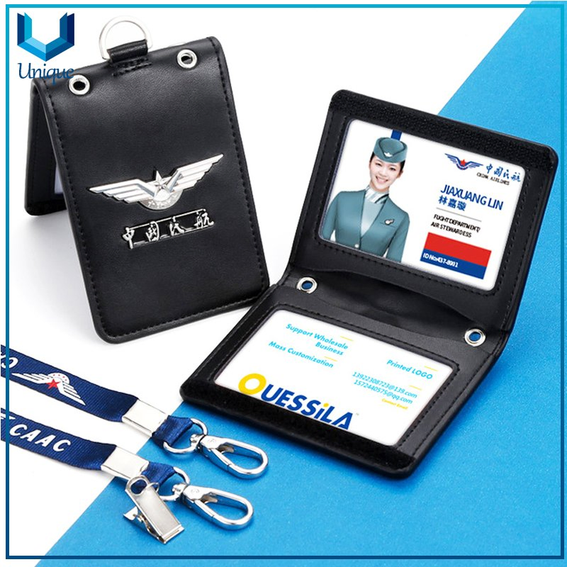 An application scenario or product detail of custom leather card holder - Image 10