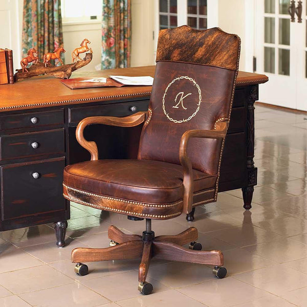 An application scenario or product detail of custom leather chairs - Image 13