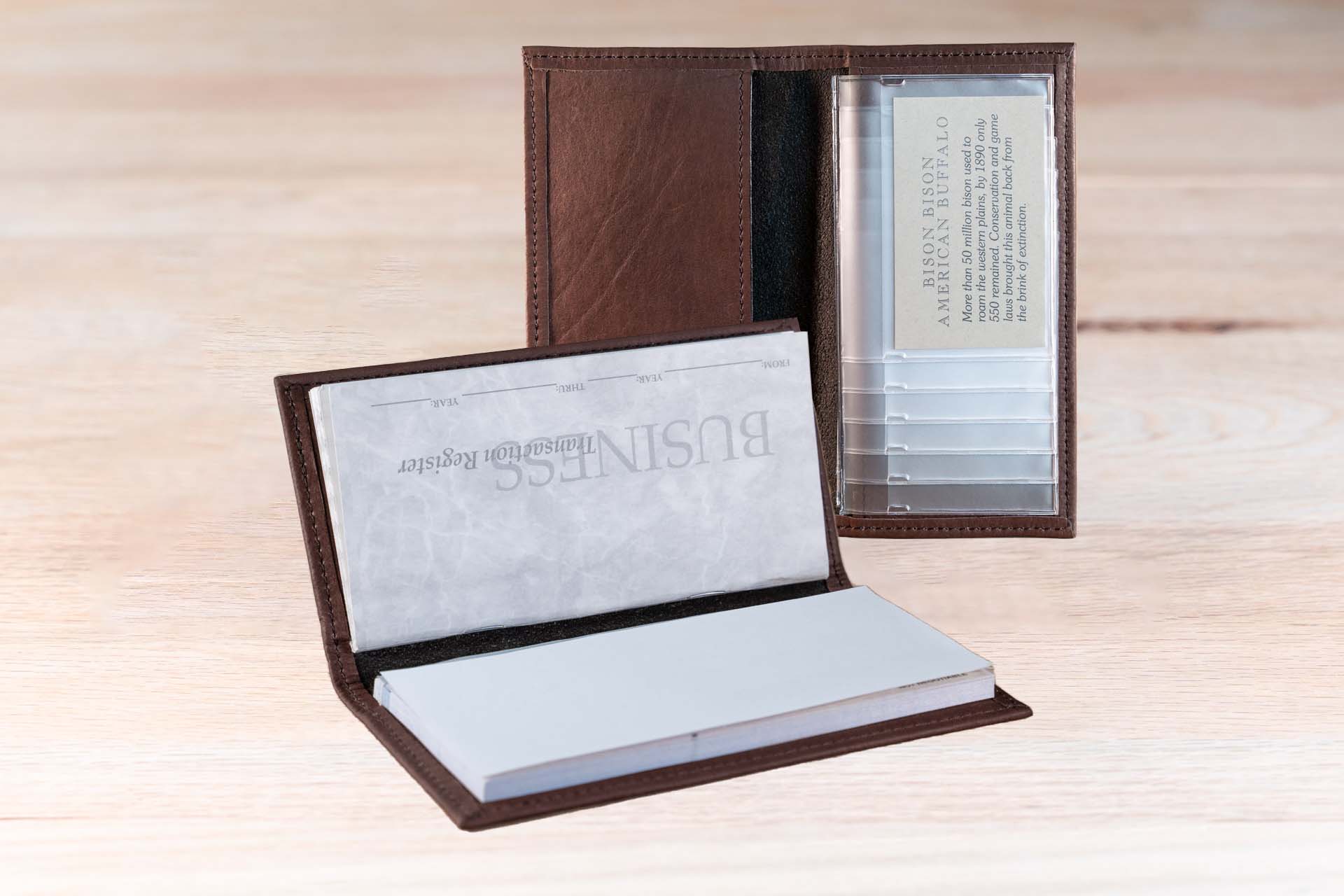 An application scenario or product detail of custom leather checkbook covers - Image 16
