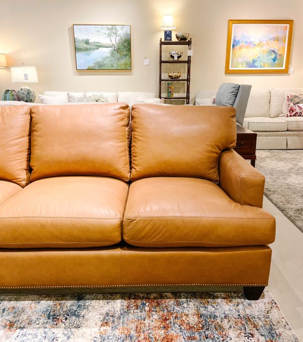 An application scenario or product detail of custom leather couch - Image 17