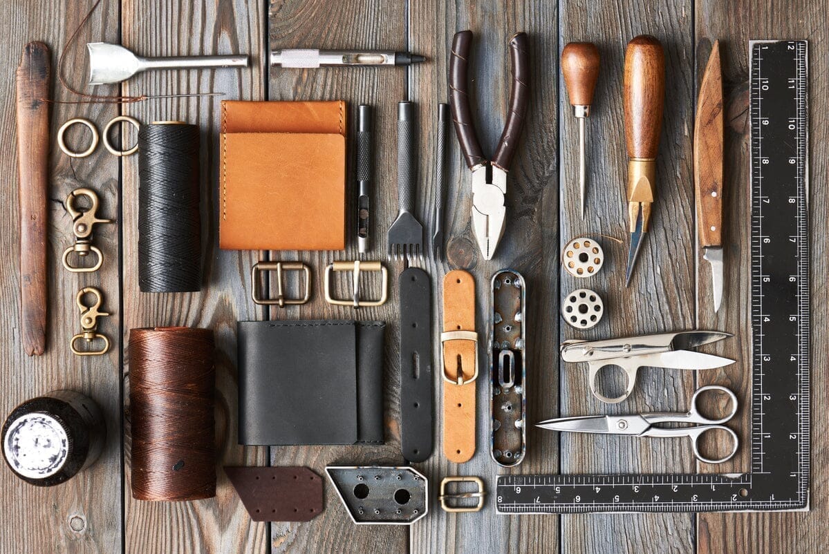 An application scenario or product detail of custom leather crafting - Image 12