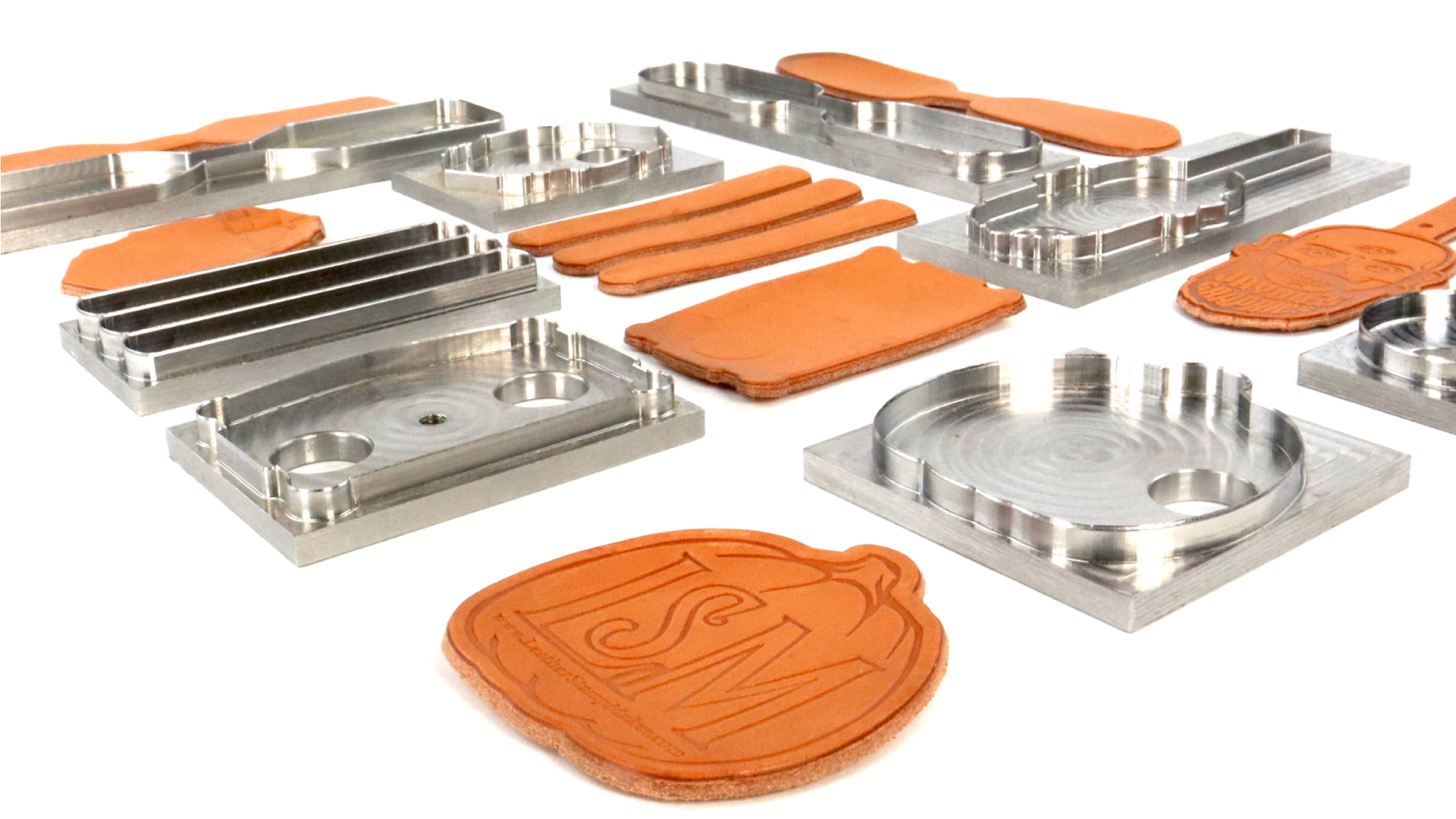An application scenario or product detail of custom leather die cutter - Image 9