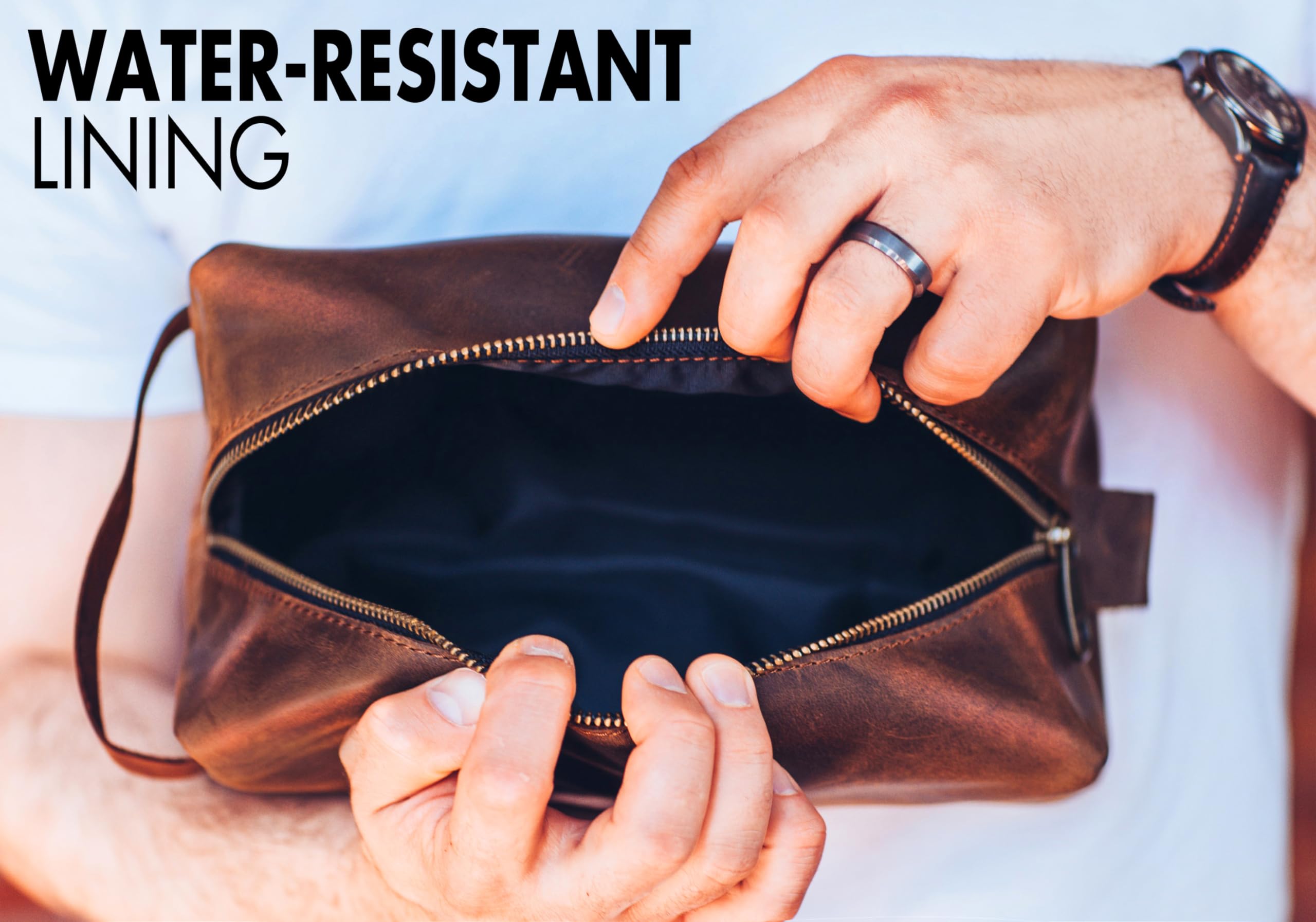 An application scenario or product detail of custom leather dopp kit - Image 12