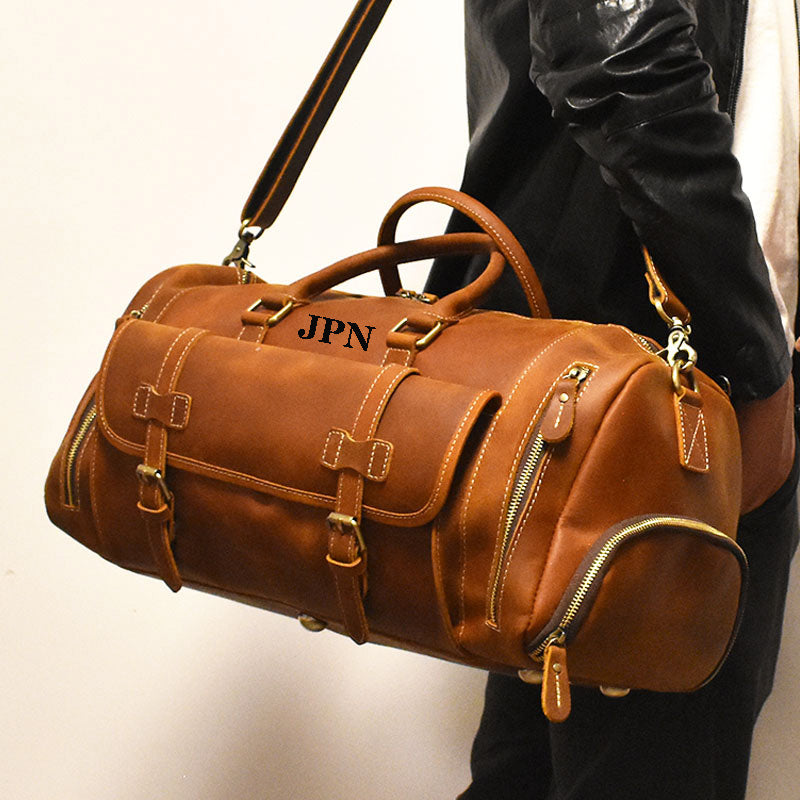 An application scenario or product detail of custom leather duffle bags - Image 16