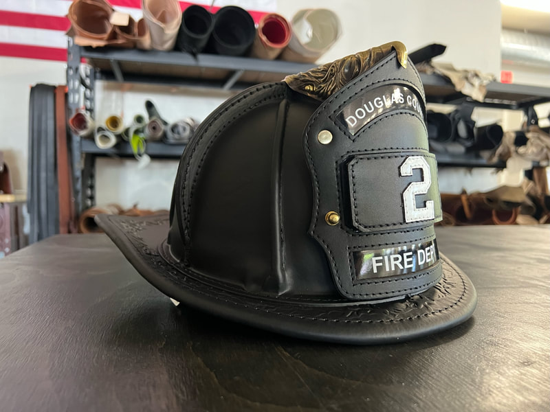 An application scenario or product detail of custom leather fire helmets - Image 10