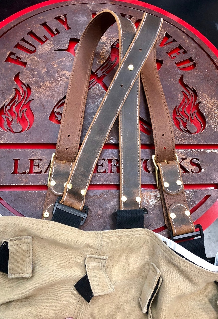 An application scenario or product detail of custom leather fire suspenders - Image 22