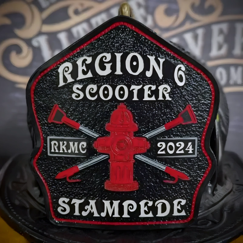 An application scenario or product detail of custom leather firefighter helmet shields - Image 17