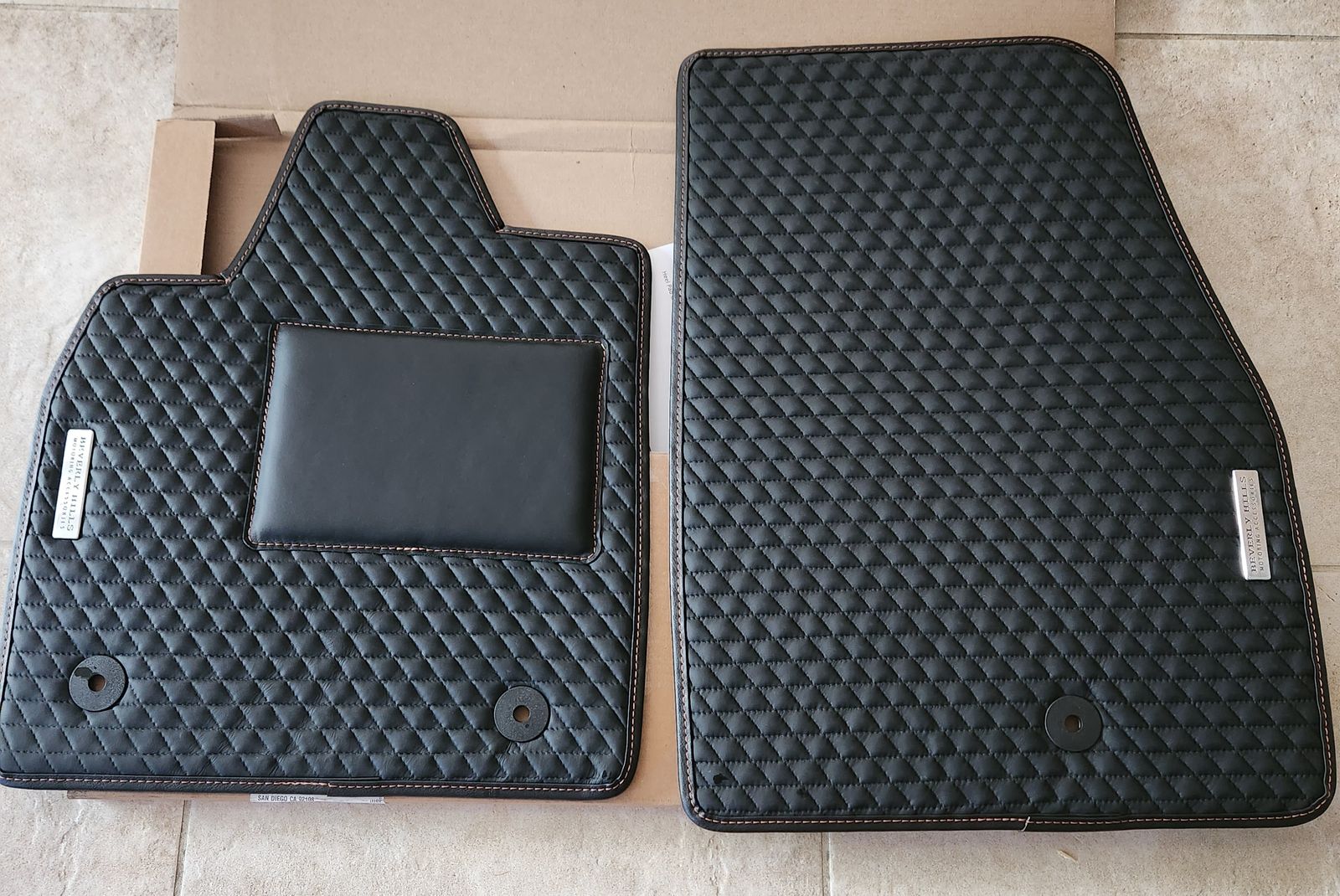 An application scenario or product detail of custom leather floor mats - Image 9