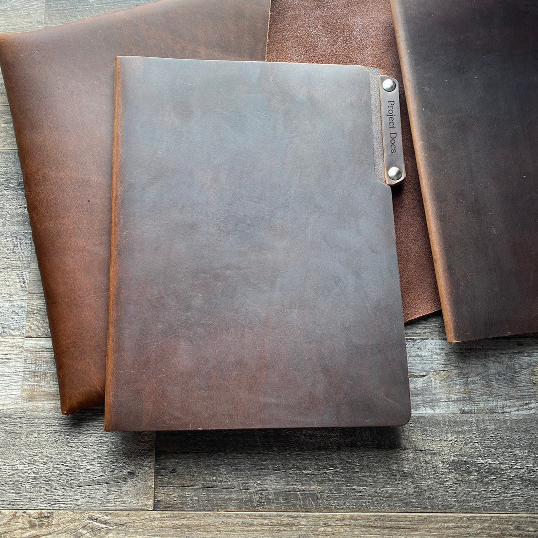 An application scenario or product detail of custom leather folder - Image 2