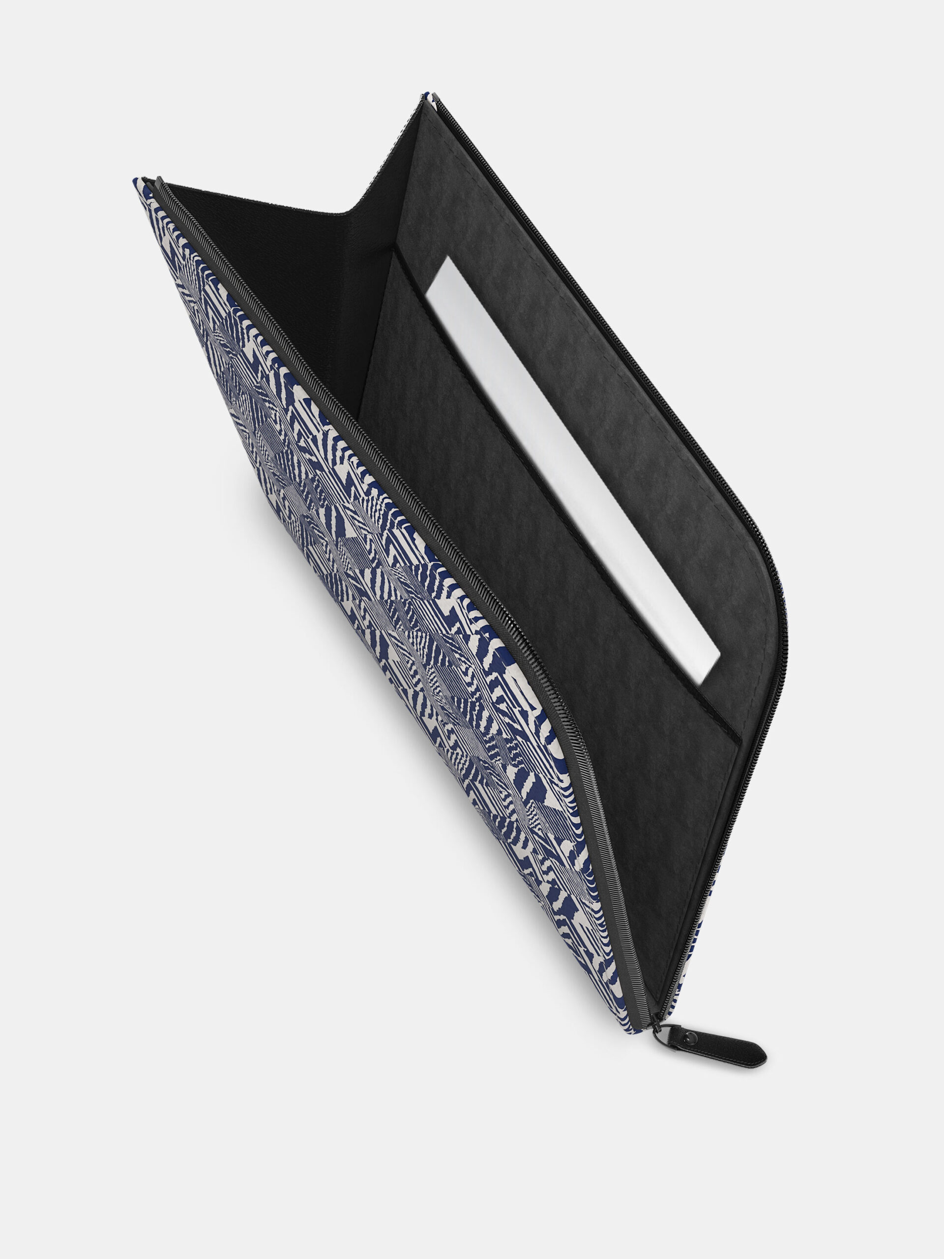 An application scenario or product detail of custom leather folder - Image 13