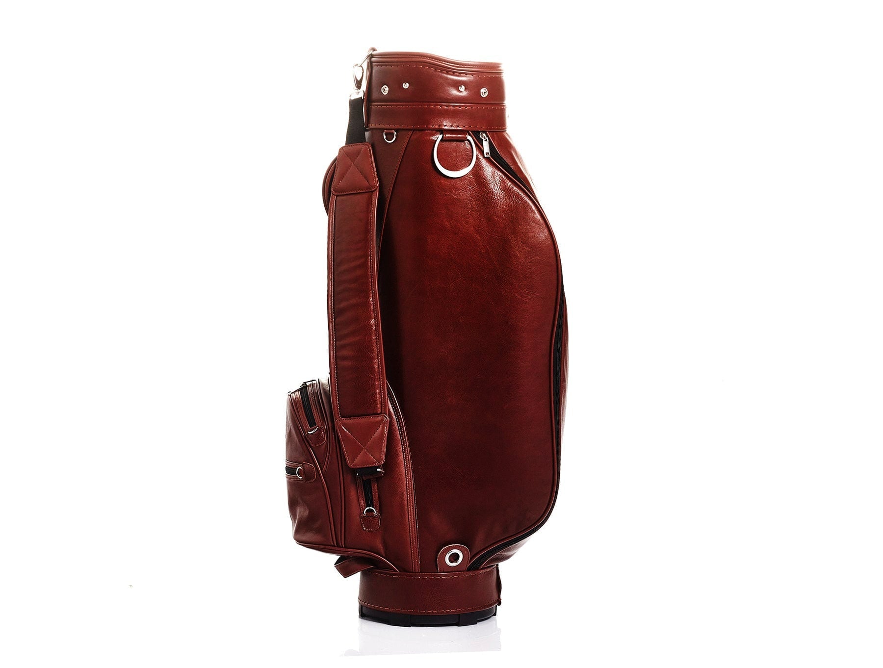 An application scenario or product detail of custom leather golf bags - Image 17