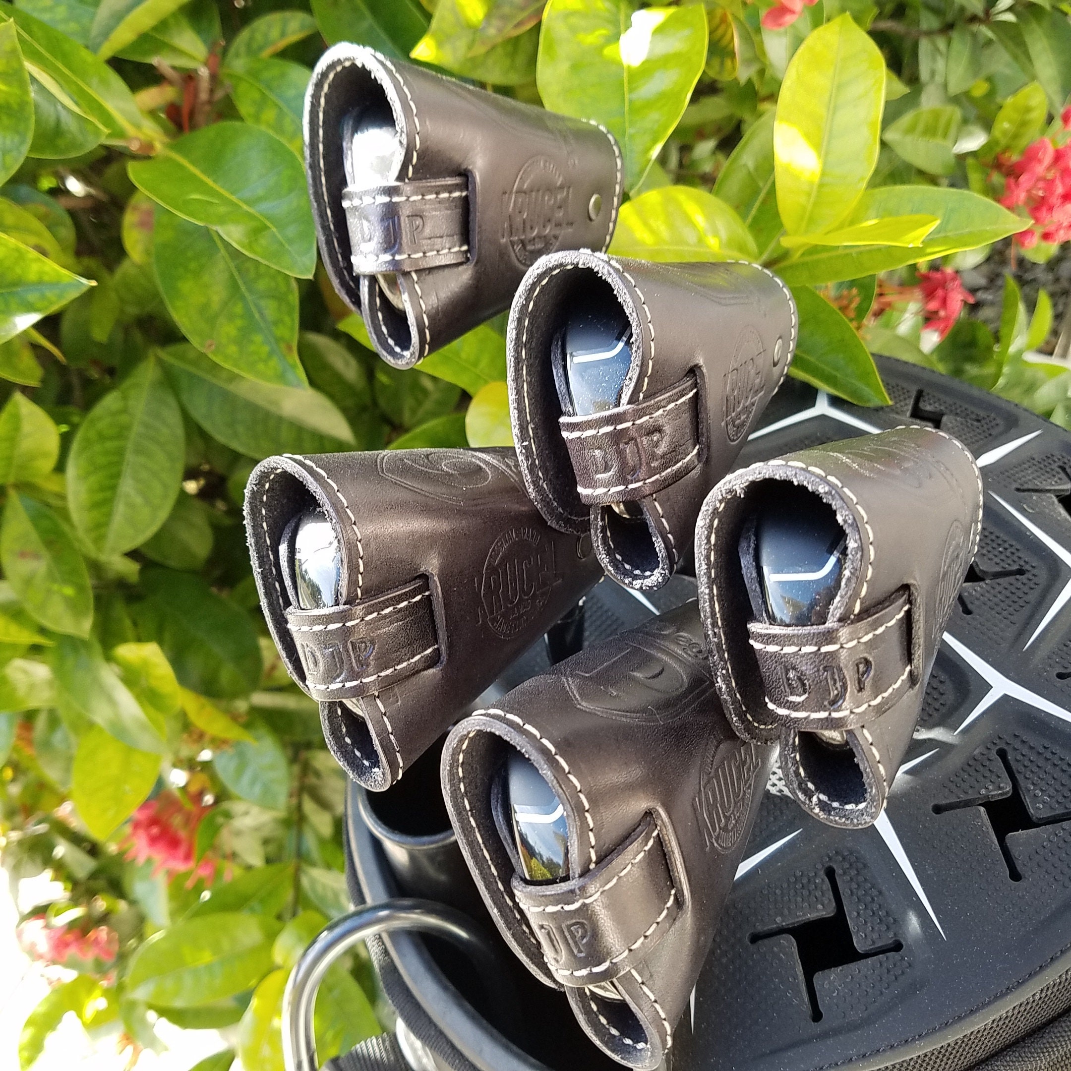 An application scenario or product detail of custom leather golf headcovers - Image 8