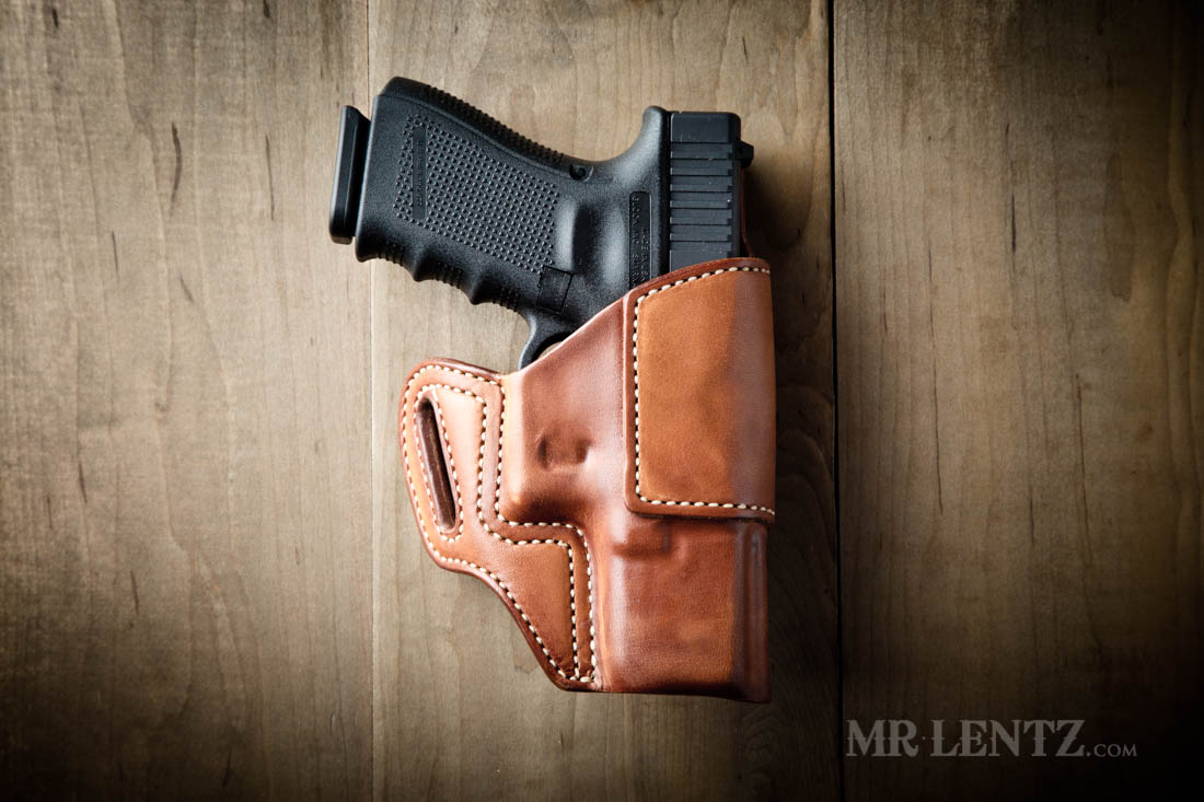 An application scenario or product detail of custom leather gun holster - Image 4